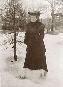 Mrs. Charles Edmund H. Phillips with dog