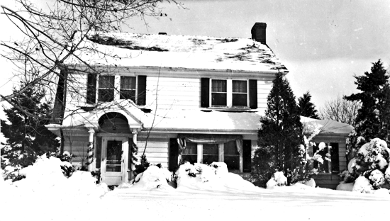 Cortland, Helen, Audrey, and Janet Jones' home, December 28, 1947