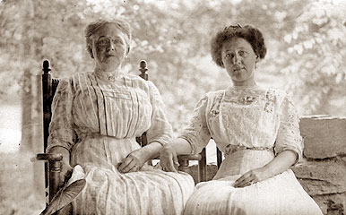 Mrs. Reynolds and her mother, Mrs. Platt of Pittsfield, Mass.
