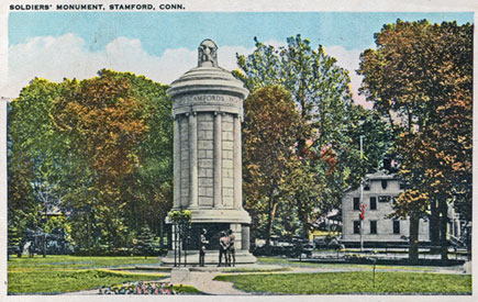 undated postcard of the monument