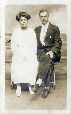 Leonard and Anna Bodnar Norman